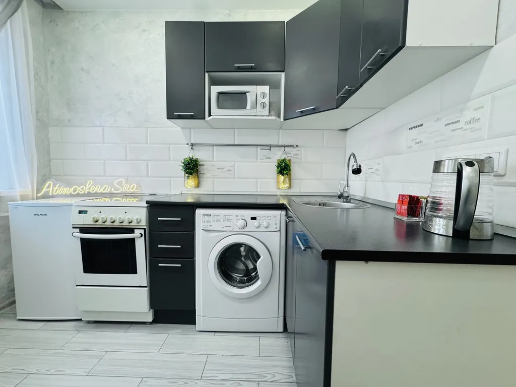 Квартира Квартира Просторная двушка в центре — Новосибирск