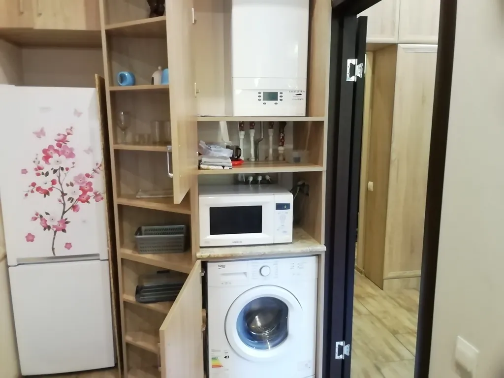 Квартира у моря, с видом на озеро и сосновый бор