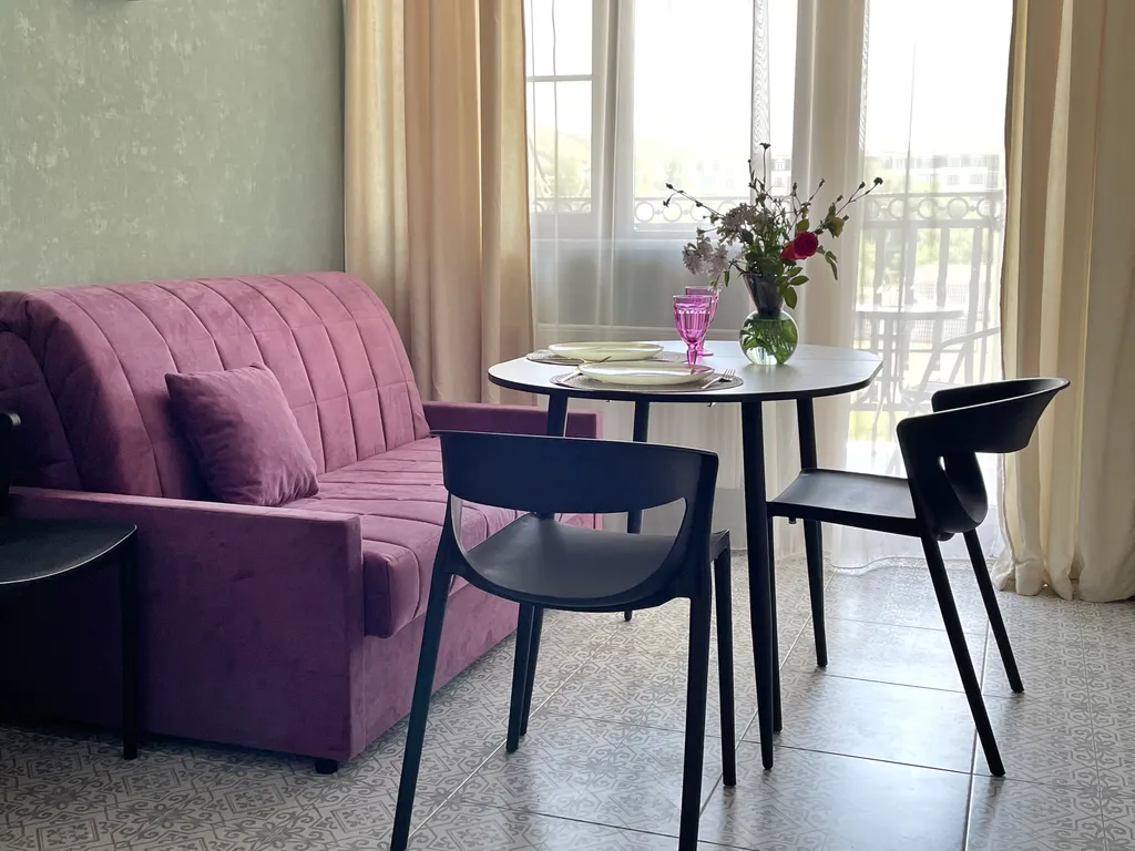 Сирень с видом на центр Пятигорска