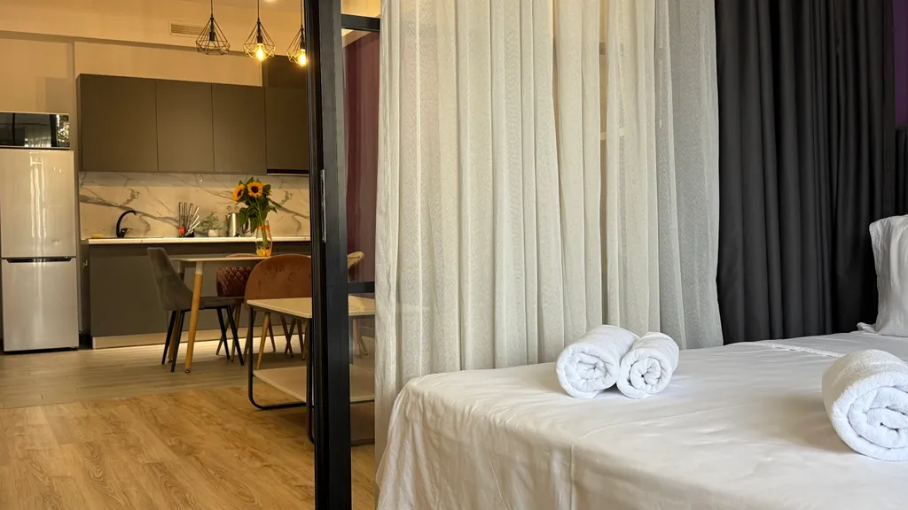 Уютный апартамент с 2 спальнями рядом с Сизнс парк