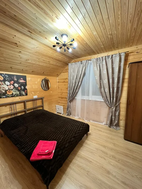 Дом рядом со спортивными базами