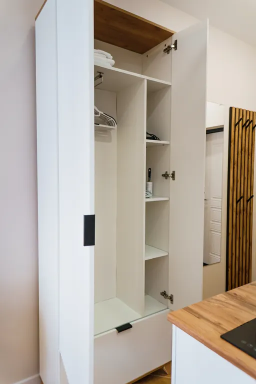 Квартира Уютные апартаменты с балконом и боковым видом на море — Адлер