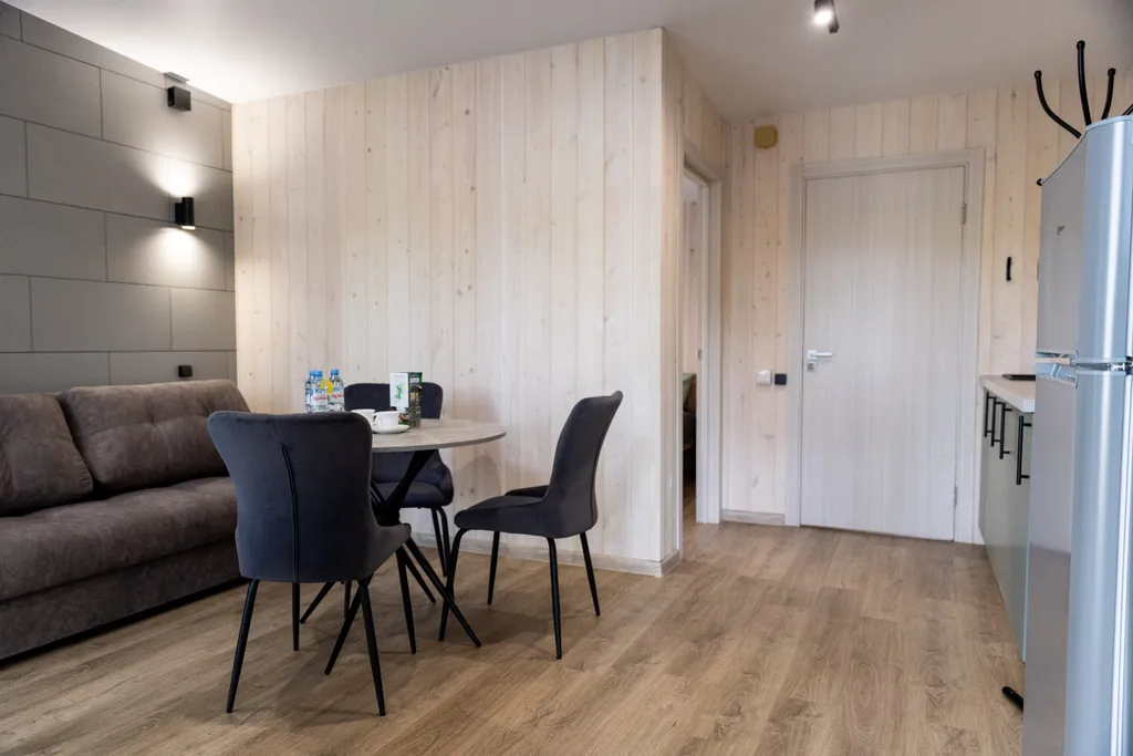 Гостевой дом в глэмпинге у реки