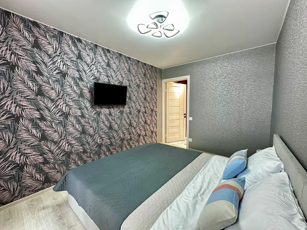 Квартира 2-комнатная Квартира — Симферополь