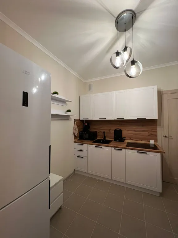 Уютная, стильная квартира в Изумрудных холмах