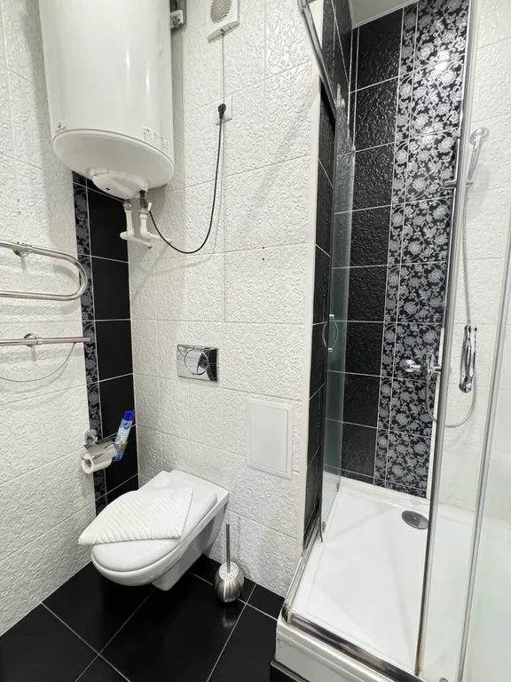 Современная квартира-студия рядом с ТРЦ Аура