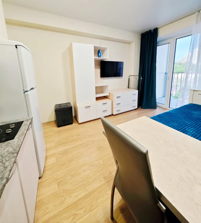 Студия с видом на море