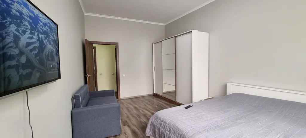 Двухкомнатный апартамент в центре с террасой