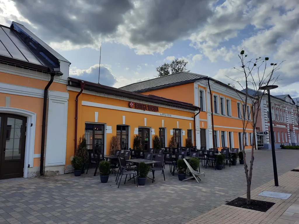 Студия возле Кремля