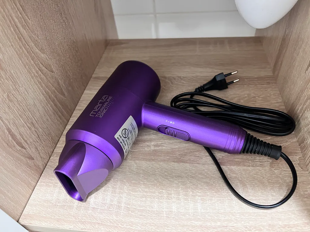 Просторная студия с птичками