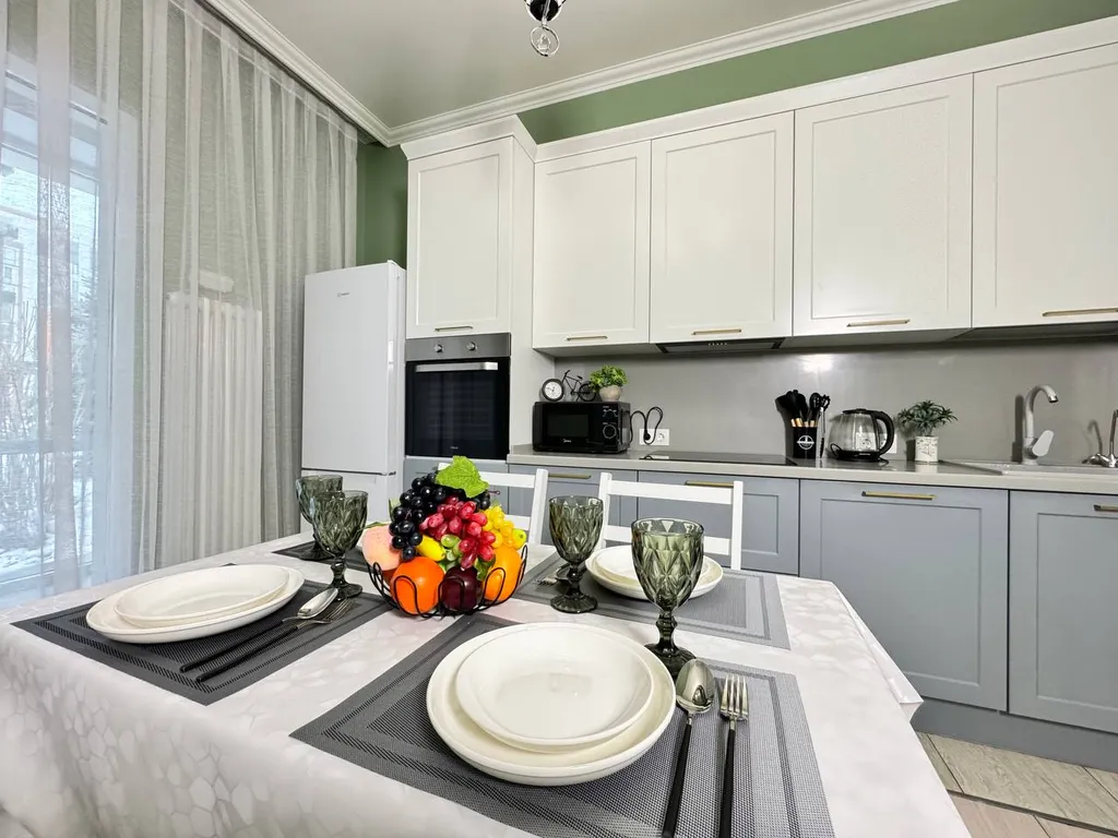 2 комнатная в ЖК 4You, рядом с ТЦ Mega