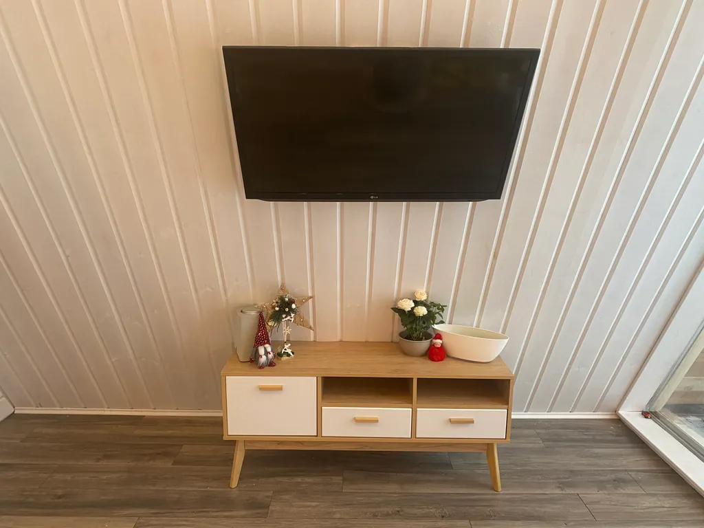 Тишина Дом 1