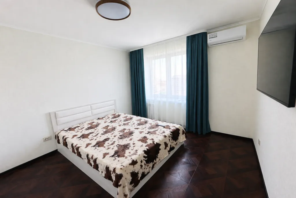 Новая квартира в центре с видом на Китай