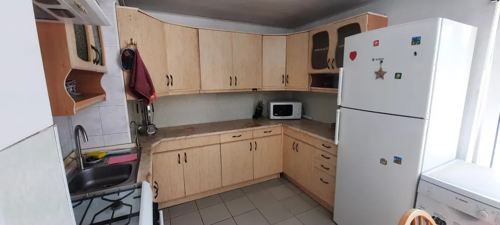 3к дом с двором в Евпатории