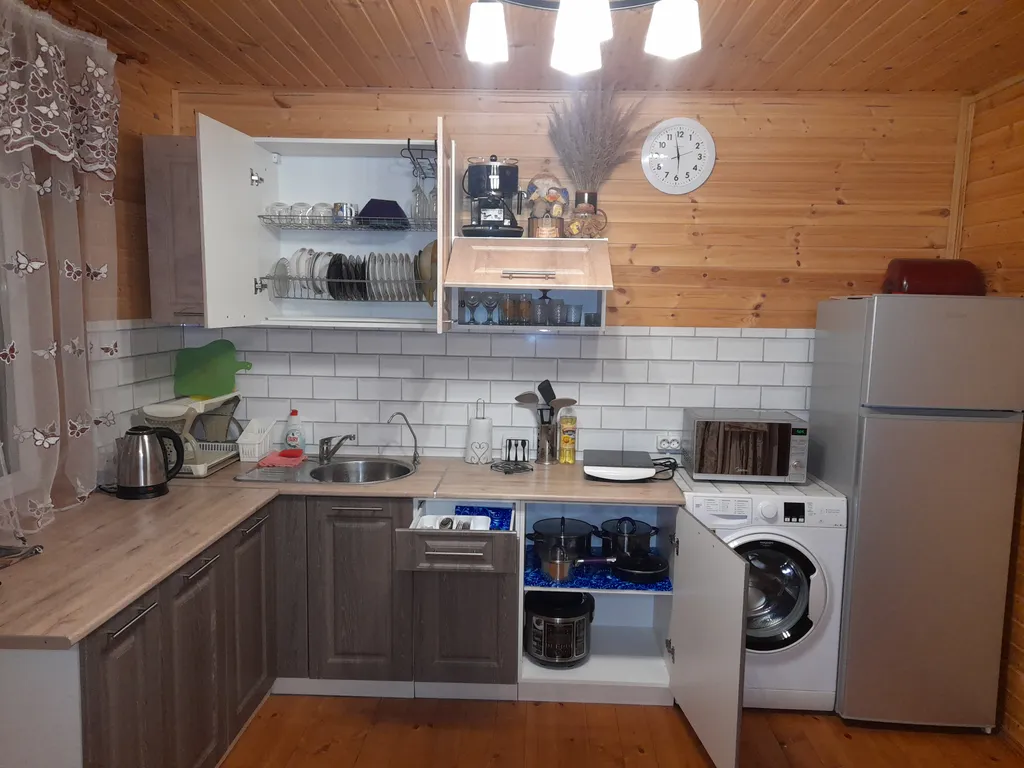 Уютный домик с отдельно стоящей русской баней на дровах и банным чаном