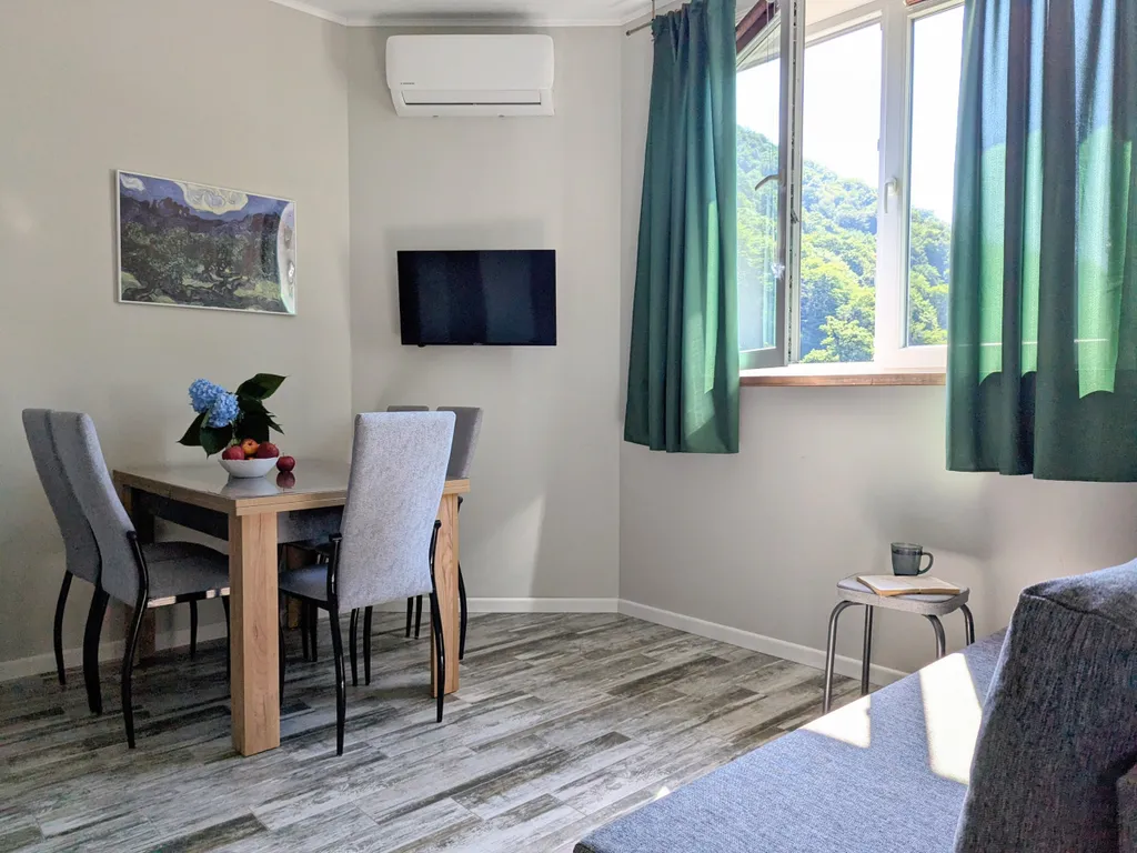 Евротрёхкомнатный апартамент с панорамным видом