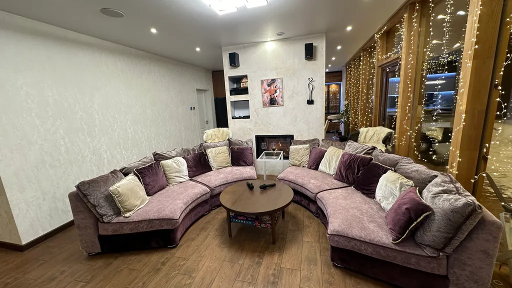 4-комнатный Дом