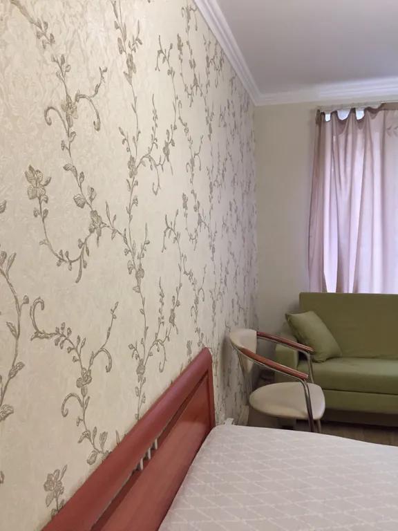 Уютная однокомнатная квартира рядом с Каскадом