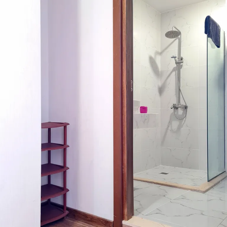 Семейные апартаменты 5, 2 спальни, салон, кухня, вид на море и горы