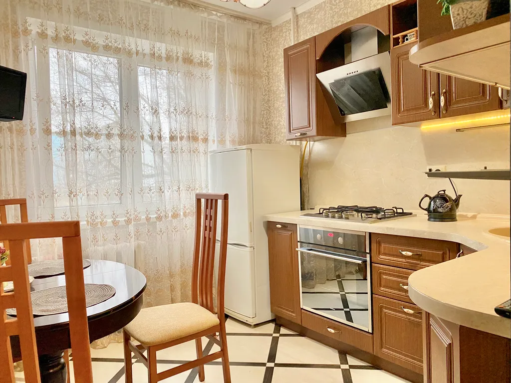 Квартира Самый центр очень удобное расположение качественная мебель — аренда посуточно в Липецк