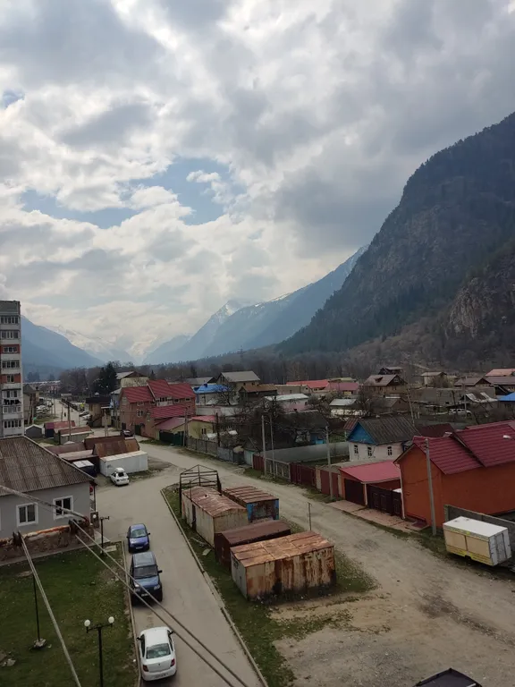 Уютная квартира с красивым видом на горы