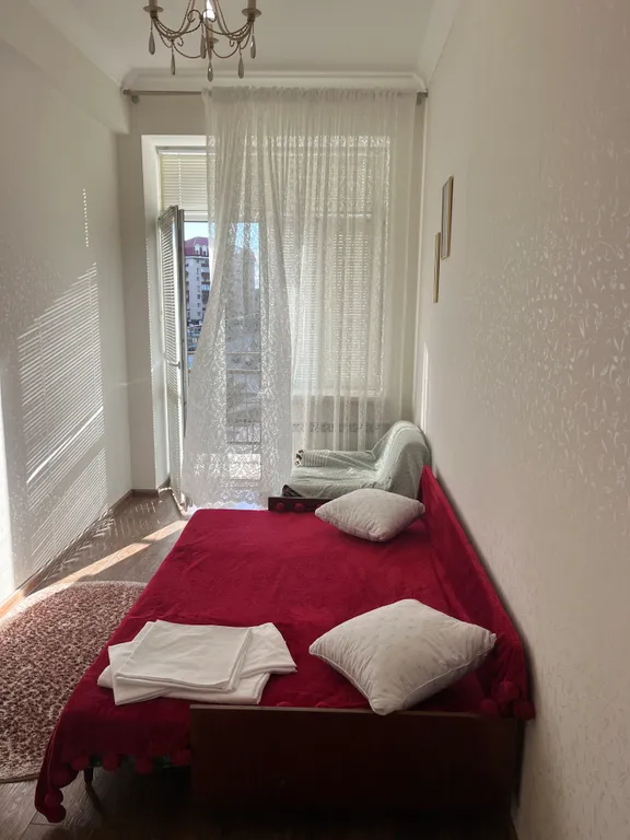 Уютная 3-х комнатная квартира в лучшей локации города у моря