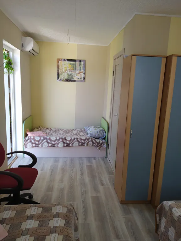 Двухэтажные таунхаусы с личной территорией под ключ