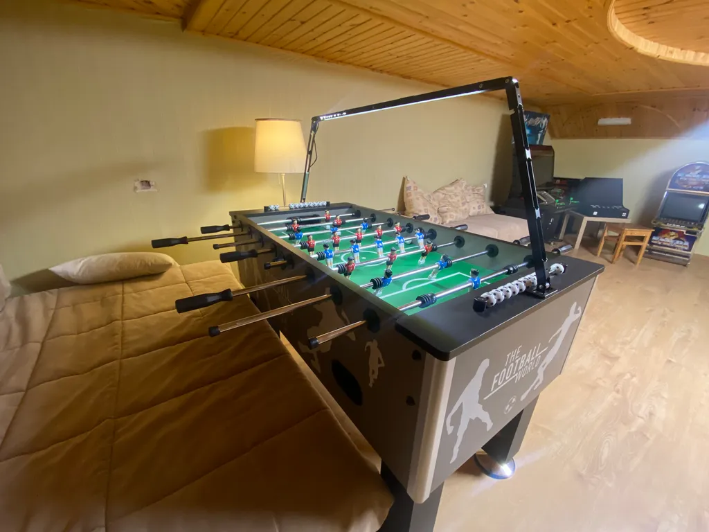 Коттедж на берегу реки с собственным пирсом