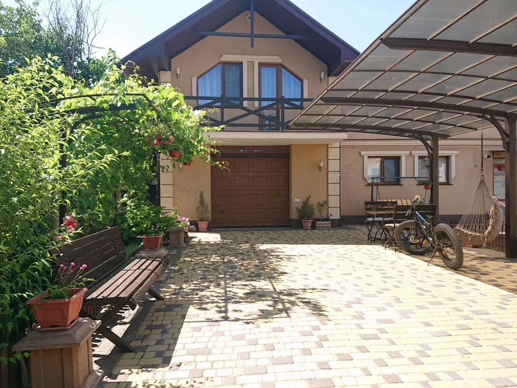 Гостевой дом с сауной и бассейном