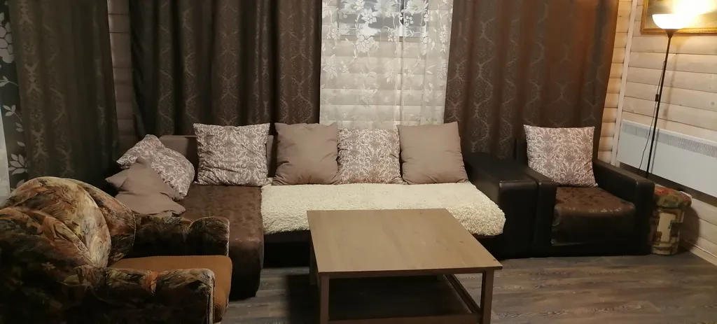 Коттедж на берегу