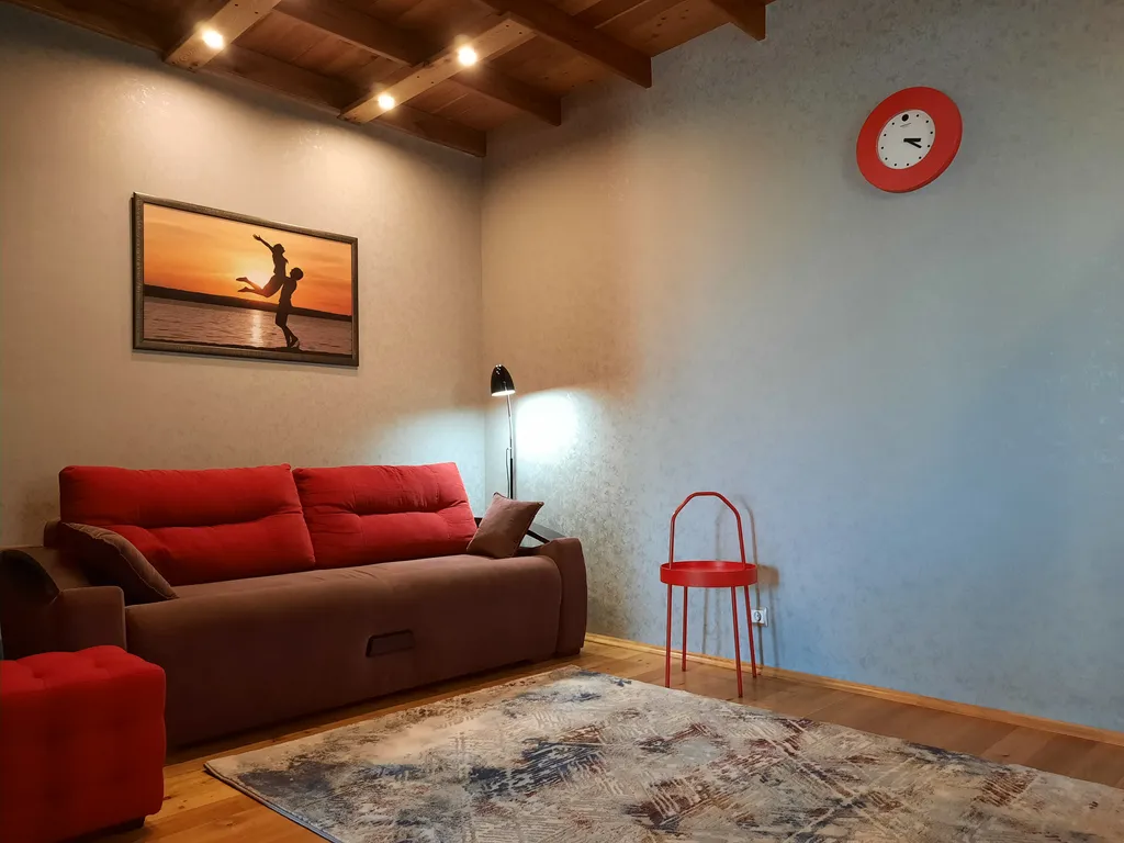 Дом с минибассейном