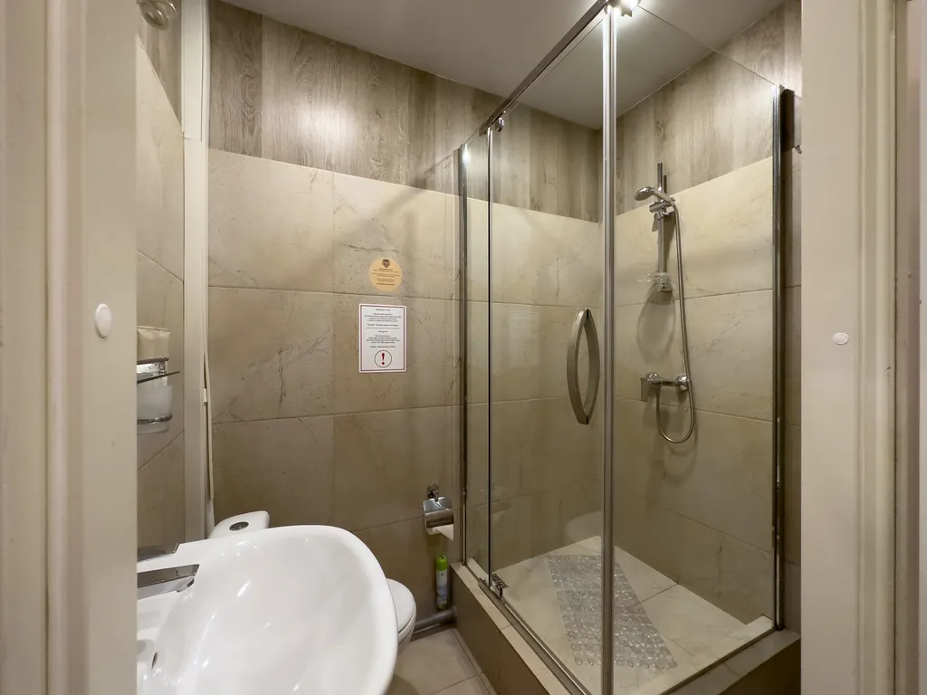 Квартира Комната — Тихвин