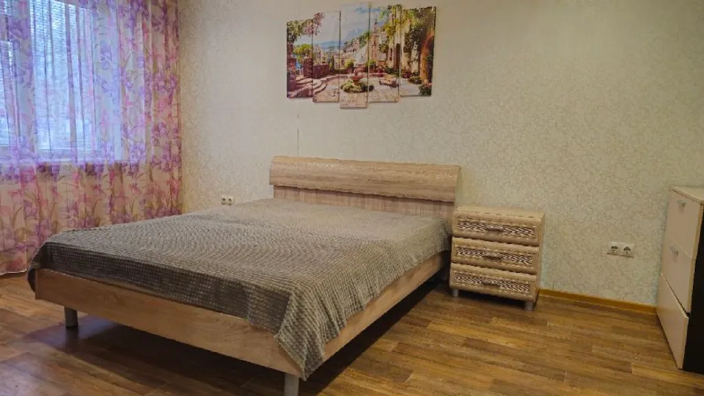 Уютная квартира в центре города — аренда посуточно в Нефтеюганск