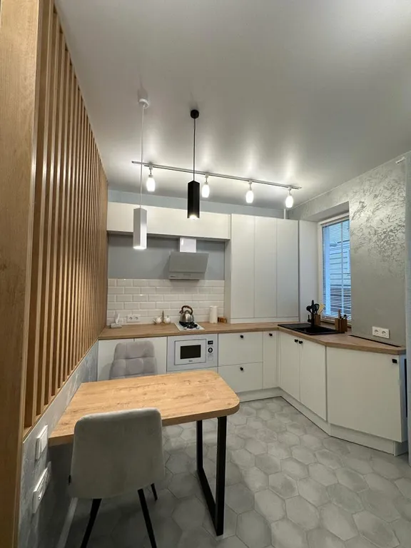 Квартира Уютная студия в исторической части города с боковым видом на Волгу — аренда посуточно в Кострома