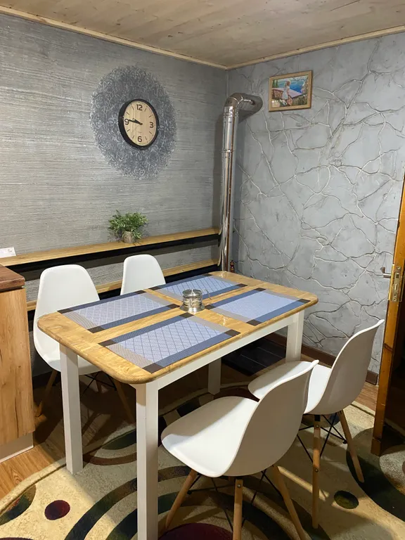 Домик под лесом