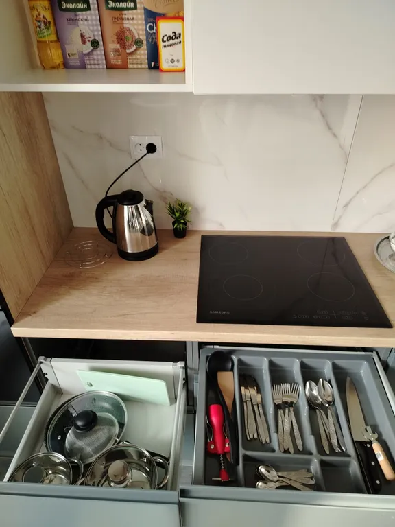 Рядом с центром квартира - студия с кондиционером