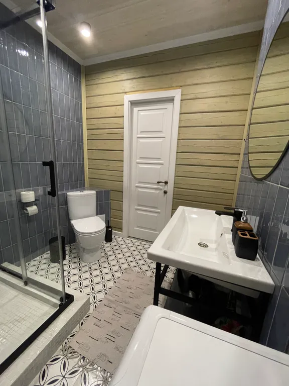 Гостевой дом Добрый Филин с большим летним бассейном и кондиционерами