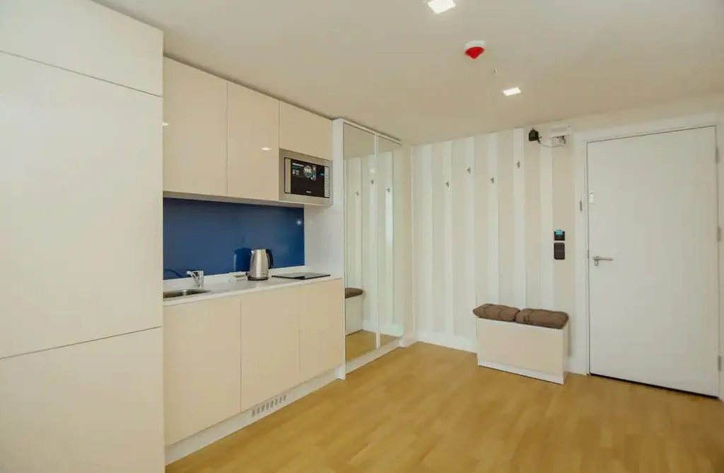 Orbi city view 13-62