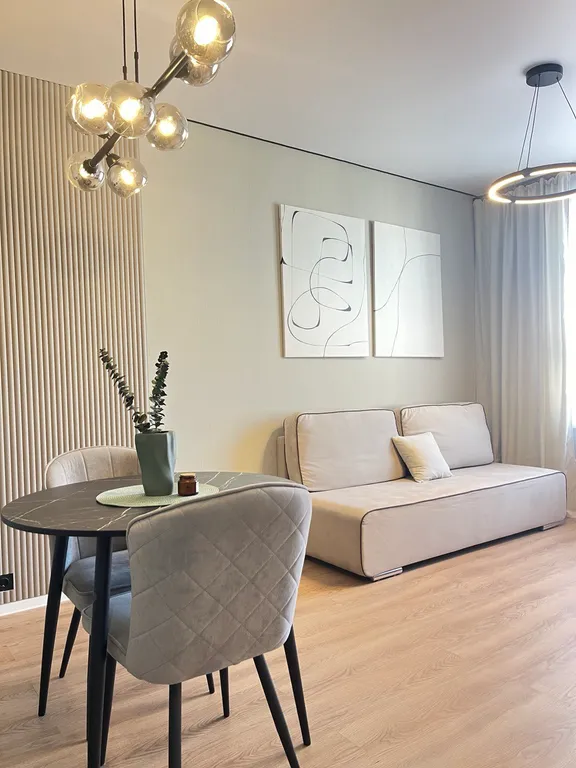 Апартамент с современным дизайном и изолированной спальней. 40м2