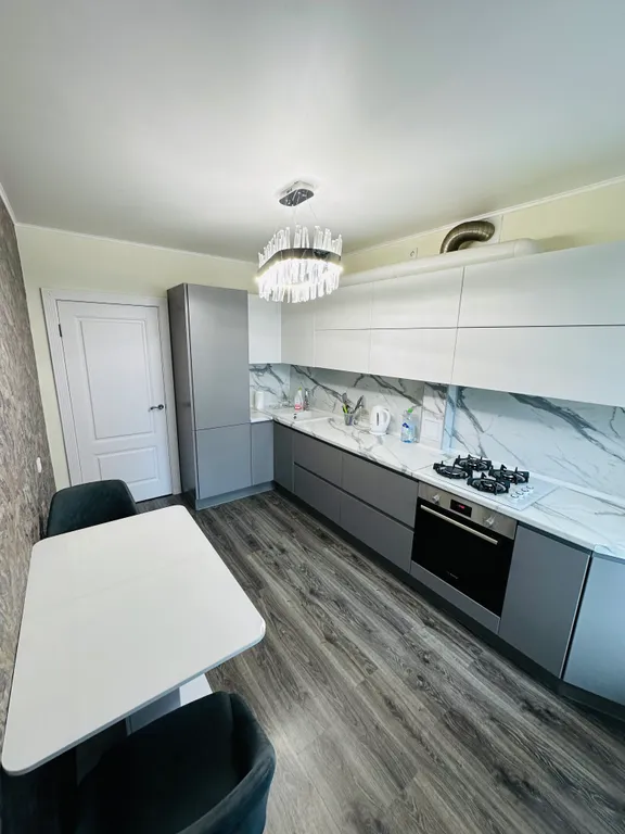 Квартира в центре — аренда посуточно в Октябрьский