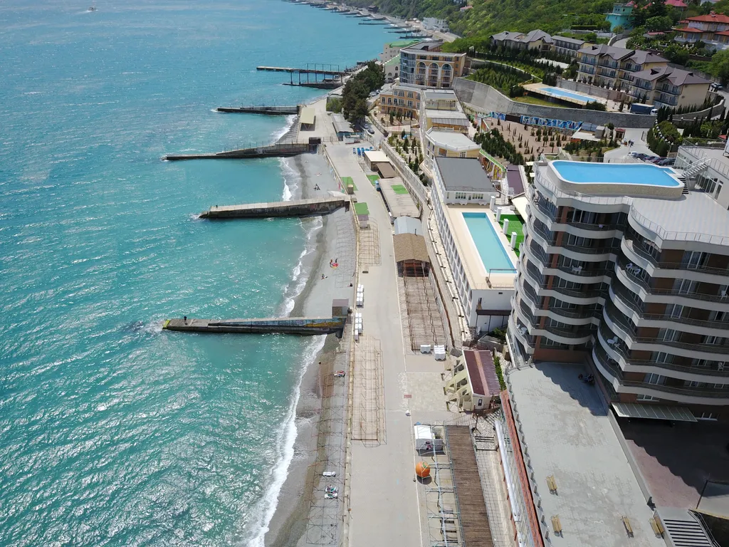 Двухкомнатные апартаменты 50 м от моря