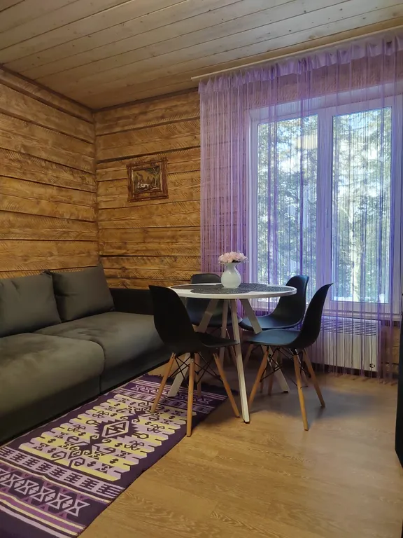 Коттедж Уютный, теплый дом с видом на гору Мустаг — Шерегеш