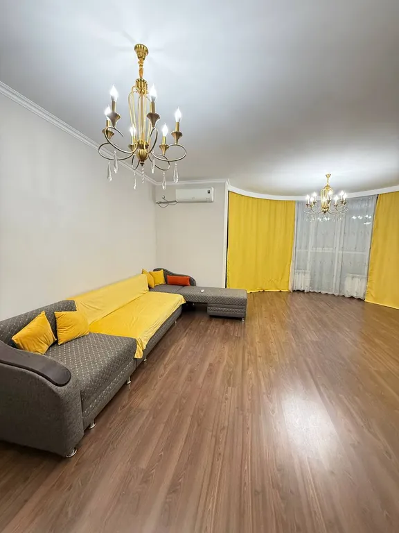 Квартира Огромные аппартементы с 2 санузлами в самом центре города — аренда посуточно в Алматы