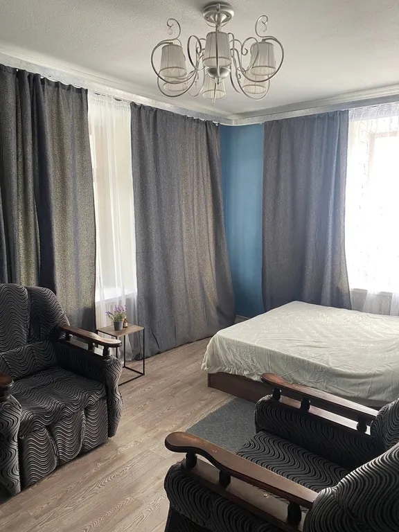 Трехкомнатная квартира у стадиона