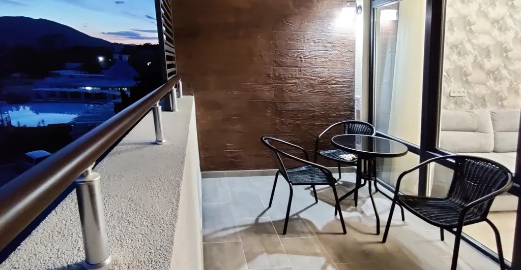 Апартаменты в Atlas Apart-Hotel SPA, вид на море и 4 бассейна