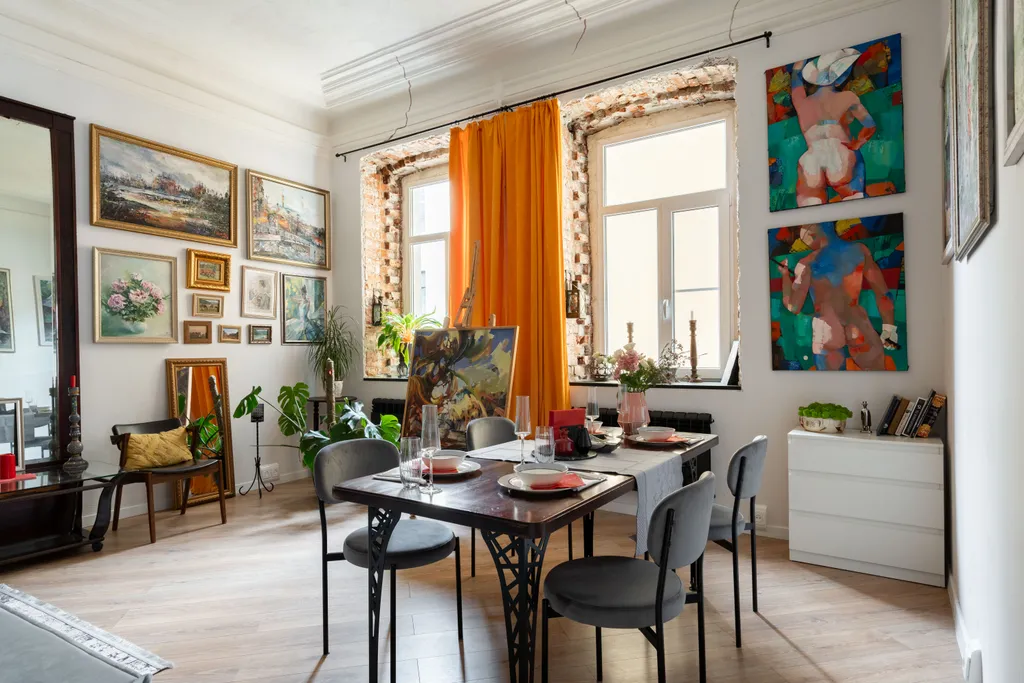 Арт квартира у Набережной