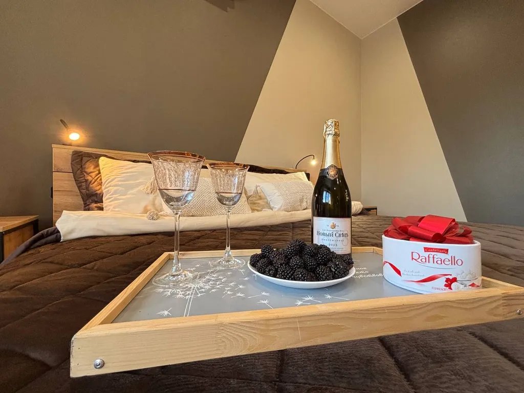 Шикарная трехкомнатная квартира с собственной Бесплатной парковкой!