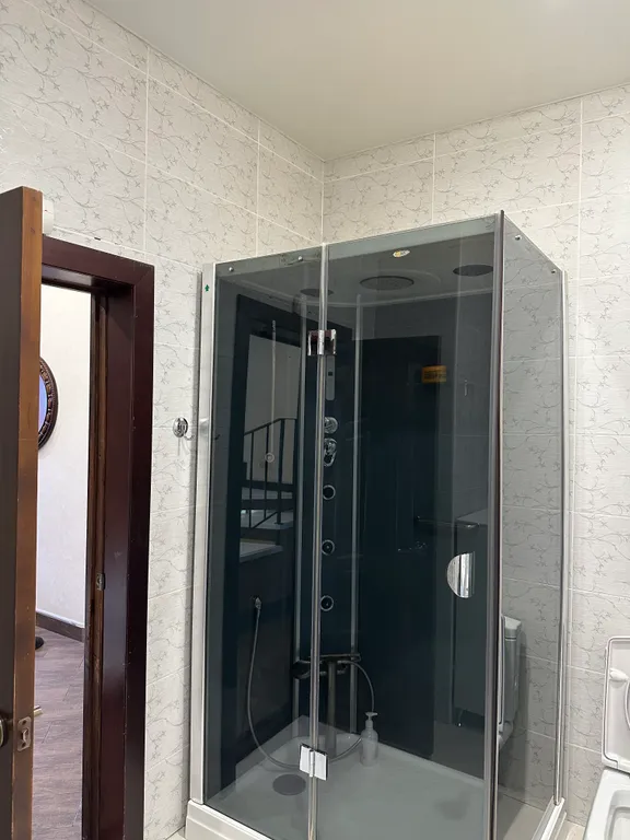 Сдается 3-х этажный дом