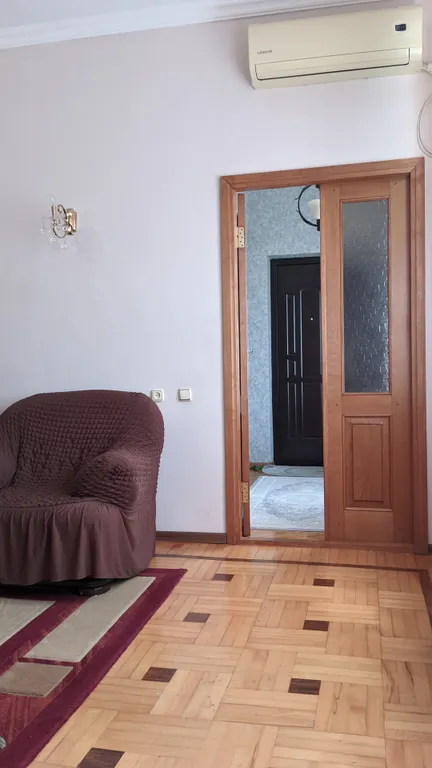 Коттедж Уютный второй этаж дома с отдельным входом и территорией во дворе — Сухум