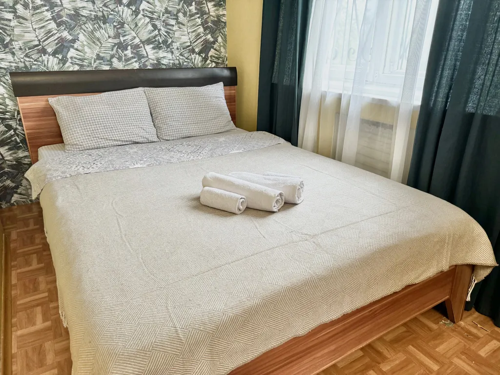 Однокомнатная класса комфорт с большой кухней у ДК Металлургов